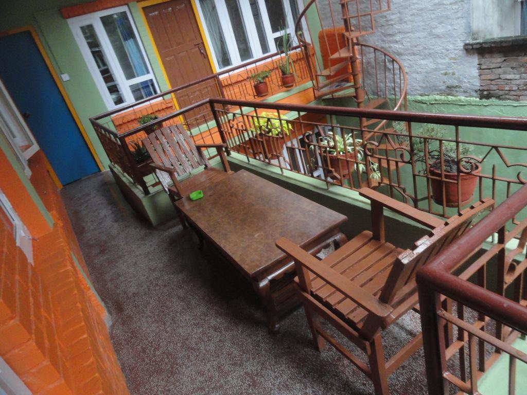 Hotel Backpackers Inn Катманду Екстериор снимка