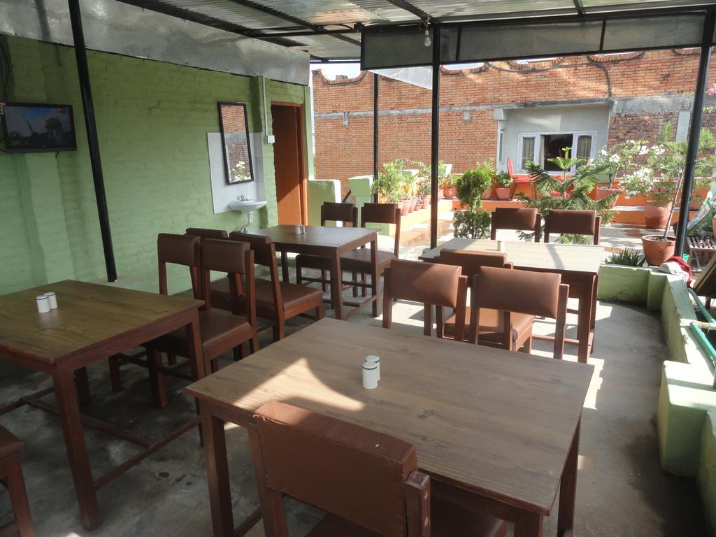Hotel Backpackers Inn Катманду Екстериор снимка