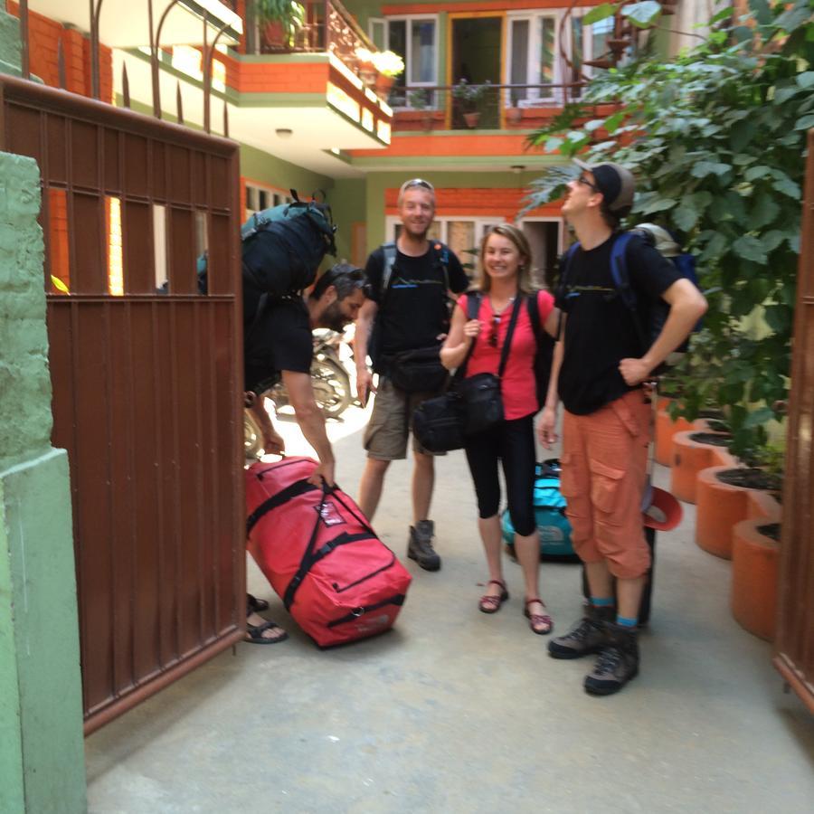 Hotel Backpackers Inn Катманду Екстериор снимка